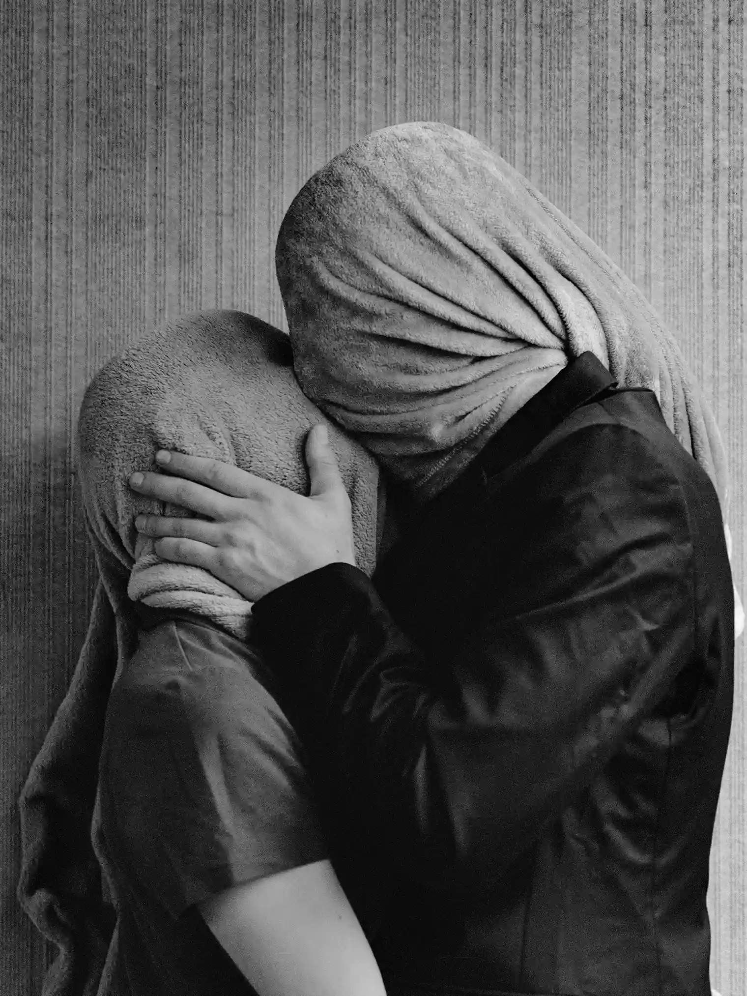 Photographie argentique, interprétation contemporaine de Les Amants de Magritte.